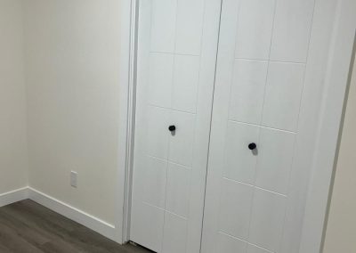 moose jaw regina construction closet
